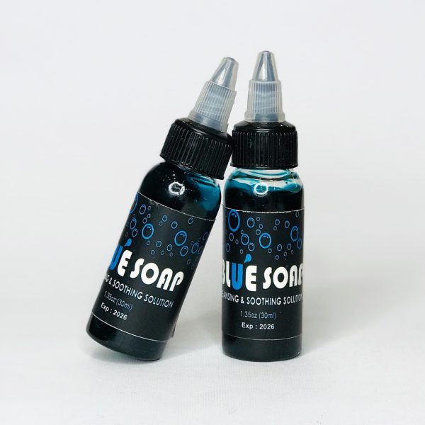 محلول پاک‌کننده تاتو، مایع تمیزکننده تاتو، محلول خنک‌کننده پوست، ضد التهاب تاتو، بلو سواپ حرفه‌ای